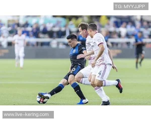 吉迪纳摩迎战亚布洛强强对决引发球迷热情期待