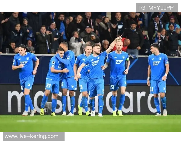 德甲激战科隆迎战不莱梅双方争夺宝贵积分展现实力较量 德甲激战科隆迎战不莱梅双方争夺宝贵积分展现实力较量